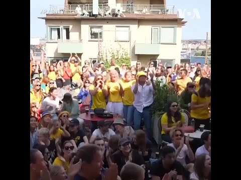 都灵冬奥会,五星红旗闪,人民日报客,足球即时比分,世界杯足球赛事即时比分,直播中文版